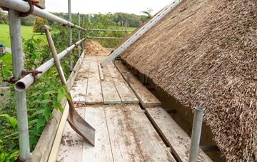 advantages of Busbridge thatch roofing